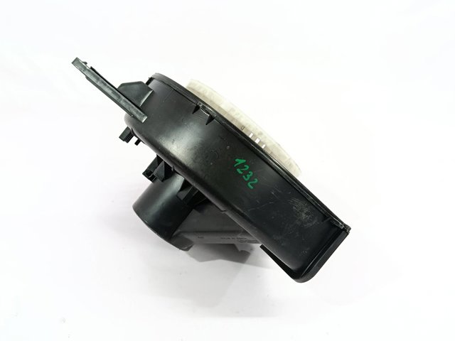 Motor de ventilador de forno (de aquecedor de salão) 6Q1820015 VAG