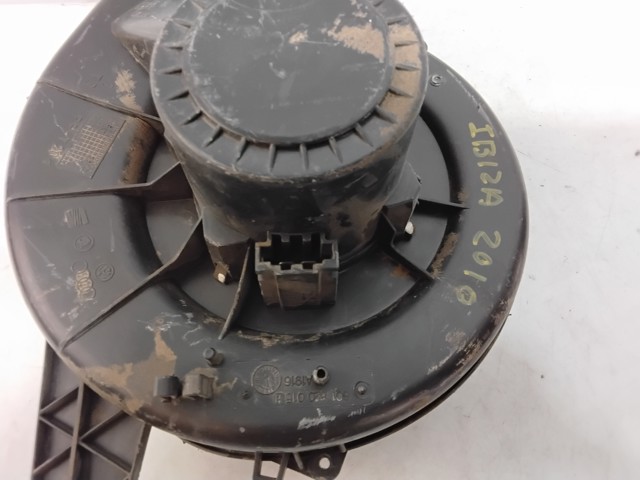 6Q1820015H VAG