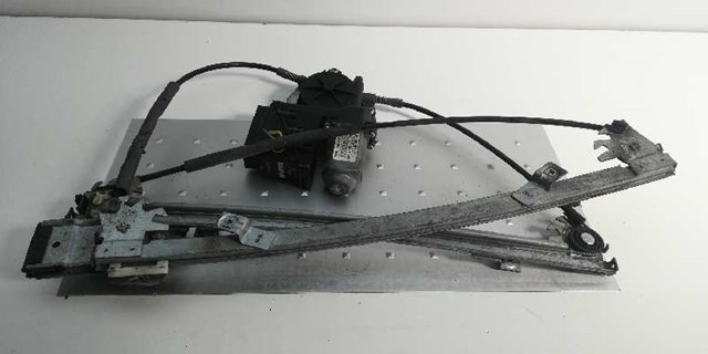 Motor de acionamento de vidro da porta dianteira esquerda 6Q1959801A VAG