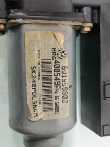 6Q1959802 VAG