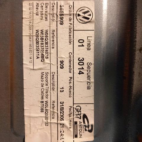 Mecanismo de acionamento de vidro da porta dianteira direita 6Q3837462J VAG