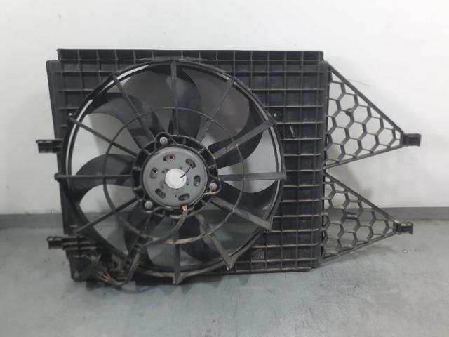 Difusor do radiador de esfriamento 6R0121207 VAG