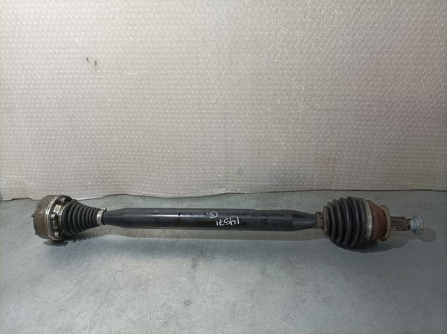 Semieixo (acionador) dianteiro direito 6R0407762B VAG