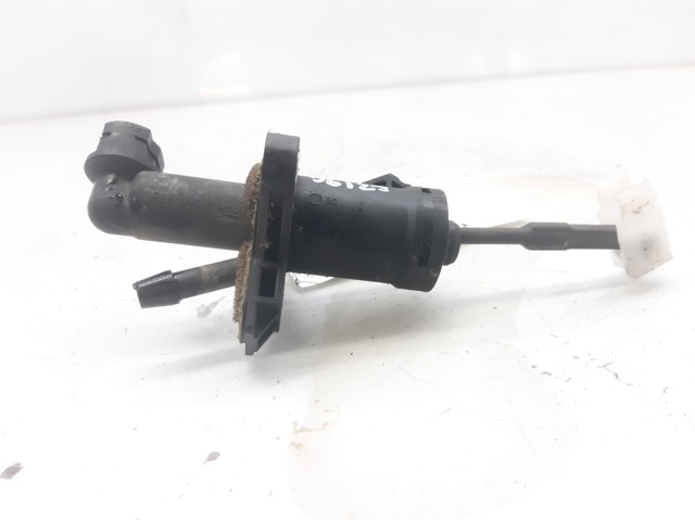 Cilindro mestre de embraiagem 6R0721388E VAG