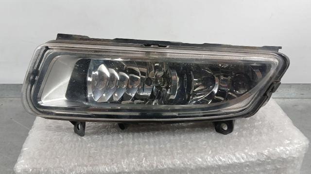 Luzes de nevoeiro esquerdas 6R0941061C VAG