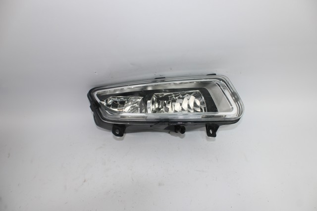 Luzes de nevoeiro direitas 6R0941062C VAG