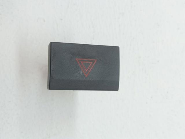 Botão de ativação do sinal de emergência 6R0953509A VAG