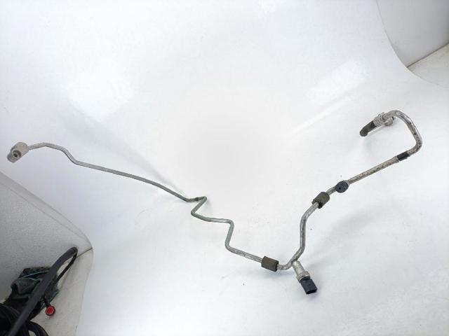 Mangueira de aparelho de ar condicionado, desde o compressor até o radiador 6R1820741P VAG