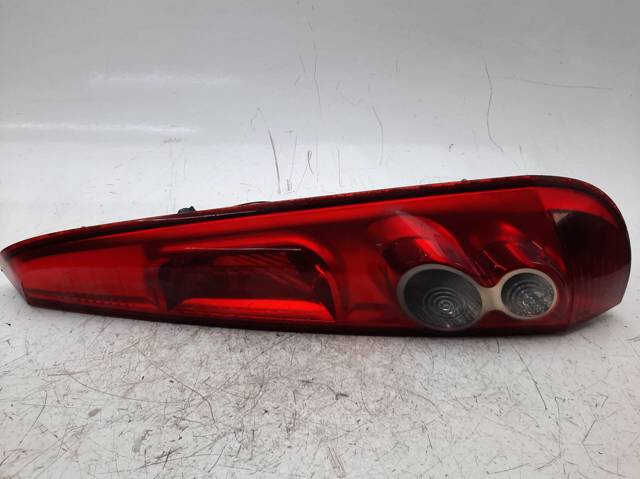 Lanterna traseira direita 6S6113404A FORD