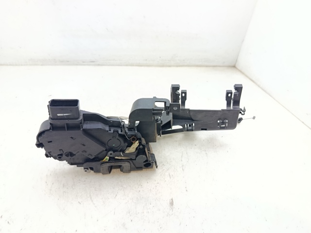 6W8A21812AD Jaguar