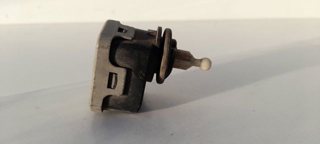 Corretor da luz 6Y0941295 VAG