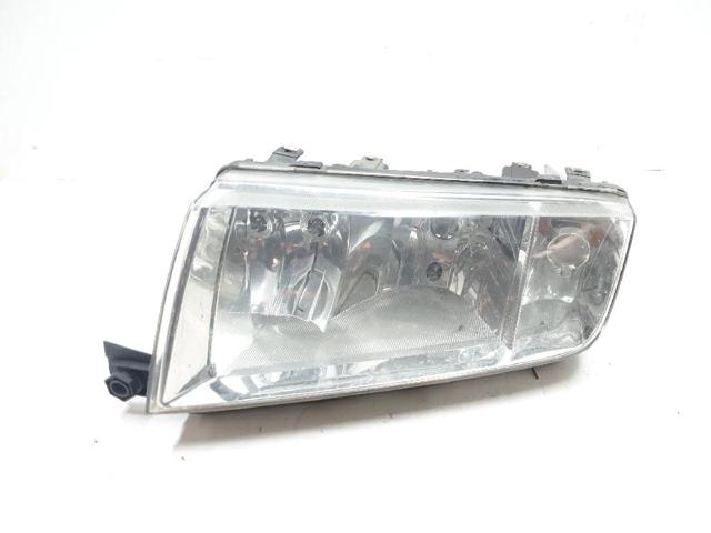 Luz esquerda 6Y1941015H VAG