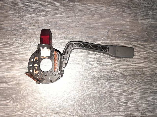 701953513 VAG
