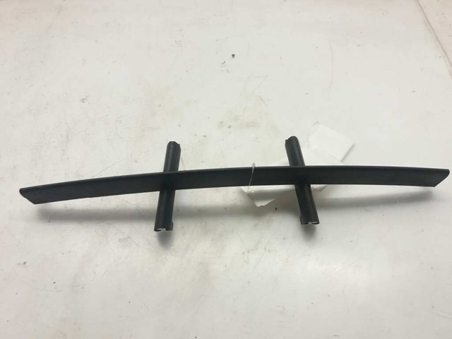 7033702 BMW