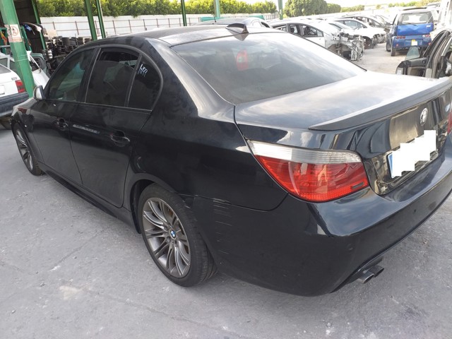 Suporte de maçaneta externa da porta dianteira esquerda 7034543 BMW