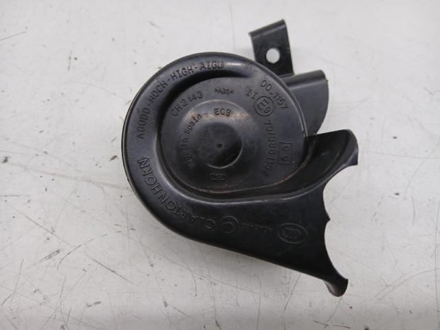 Sinal sonoro (cláxon) 703881157 NISSAN