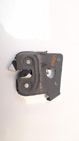 Fecho da porta traseira direita 7112864 BMW