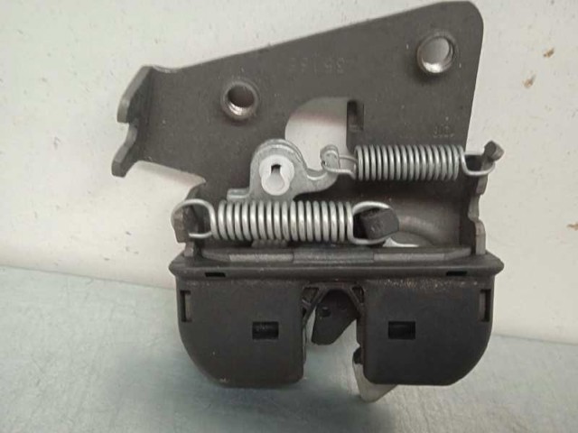 Fecho da porta traseira direita 7112864 BMW