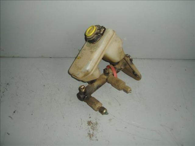Cilindro mestre do freio 7117258 FORD