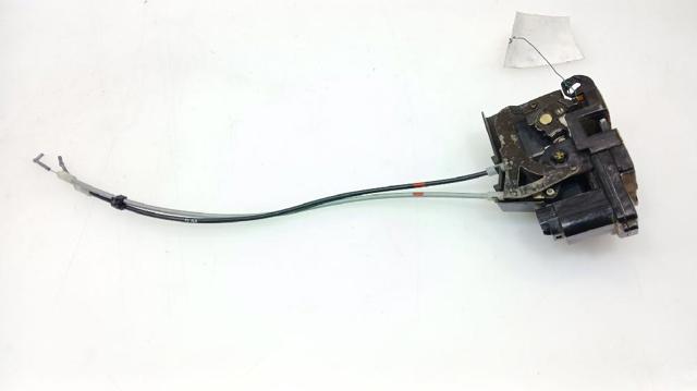 Fecho da porta dianteira esquerda 7121009026 SSANG YONG