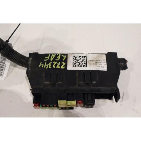 Unidade de dispositivos de segurança 7154722330 NISSAN