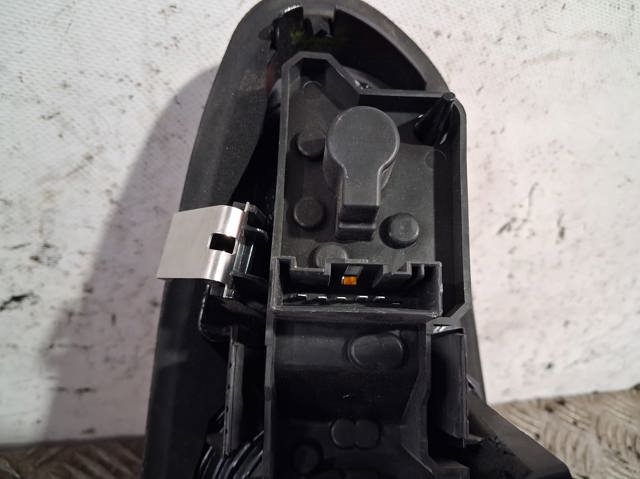 Lanterna traseira direita 7166956 BMW