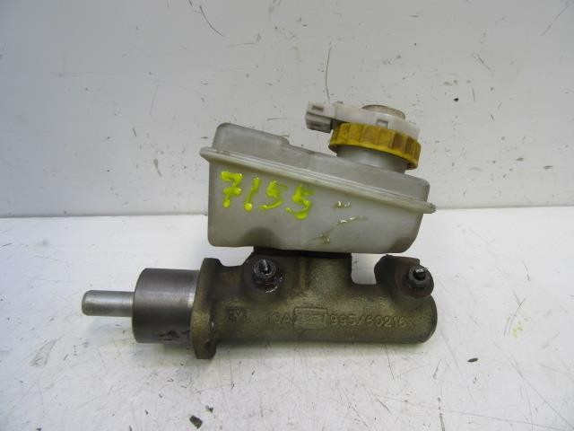 Cilindro mestre do freio 71738446 FIAT
