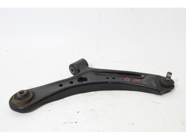Braço oscilante inferior direito de suspensão dianteira 71768163 FIAT