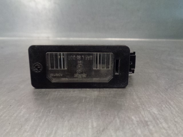 Lanterna da luz de fundo de matrícula traseira 7176934 BMW