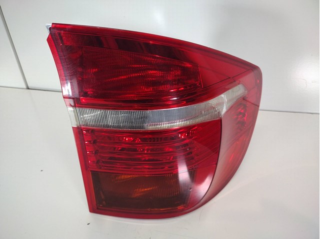 Lanterna traseira direita externa 7200818 BMW