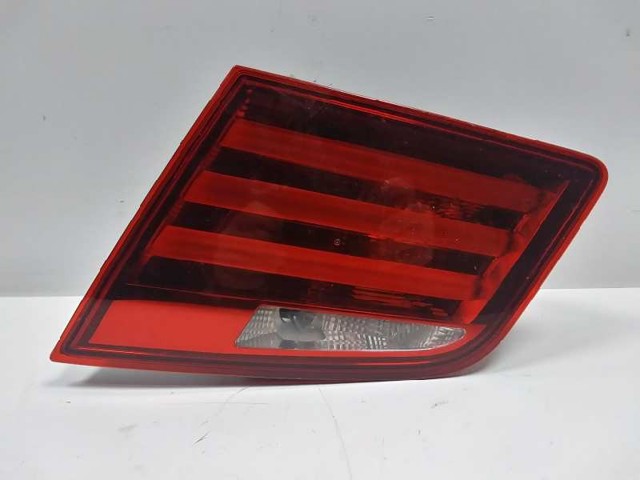 Lanterna traseira direita interna 7203226 BMW