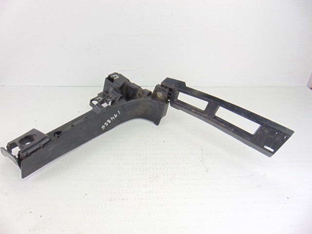 Consola direita do pára-choque traseiro 7226936 BMW