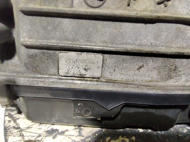 722903 Mercedes