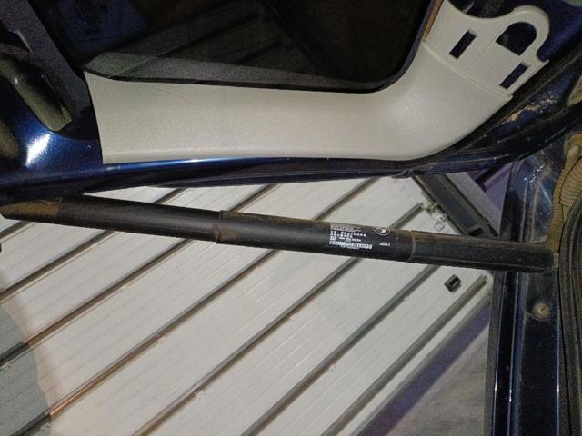 Amortecedor de tampa de porta-malas (de 3ª/5ª porta traseira) 7232003 BMW
