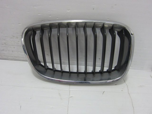 Grelha do radiador direita 7239022 BMW