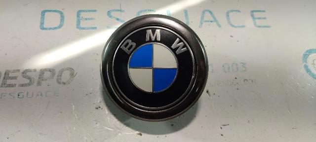 Botão de acionamento do fecho de tampa de porta-malas (de 3ª/5ª porta (de tampa de alcapão) 7248535 BMW