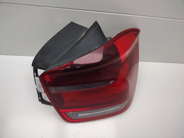 Lanterna traseira direita 7270096 BMW