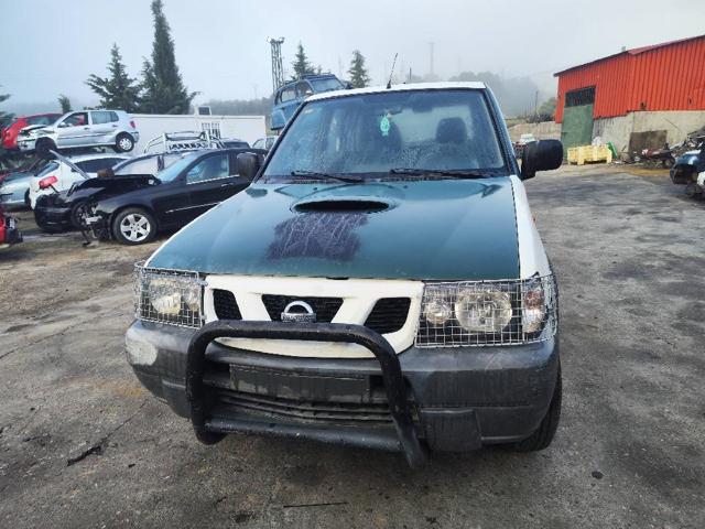 Pára-brisas para Nissan Terrano R20