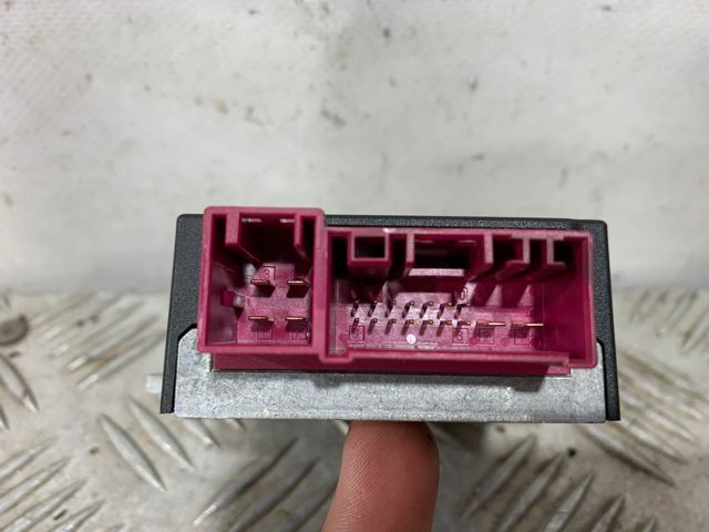Módulo de direção (Centralina eletrônica) da bomba de combustível 7301554 BMW