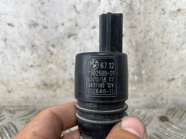 Bomba de motor de fluido para lavador de vidro dianteiro 7302589 BMW
