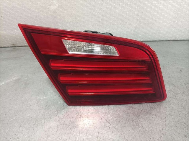 Lanterna traseira esquerda interna 7306163 BMW