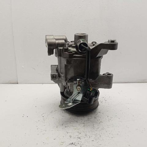 Compressor de aparelho de ar condicionado 73111SC001 SUBARU