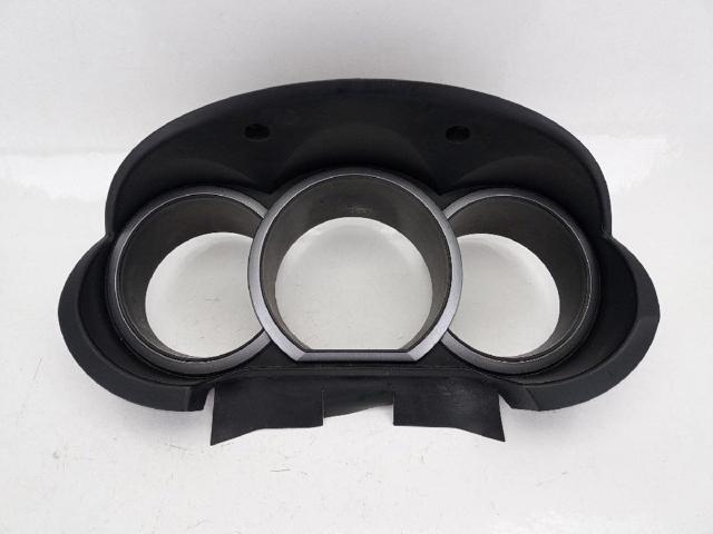 Cobrimento de painel de instrumentos 7331165J1 SUZUKI