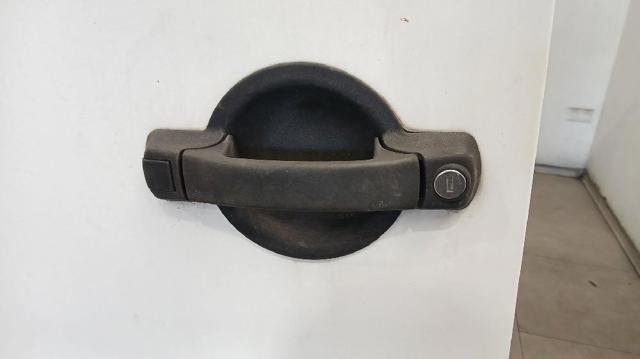 Maçaneta esquerda externa da porta traseira (batente) 735309963 FIAT