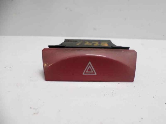Botão de ativação do sinal de emergência 735310712 FIAT