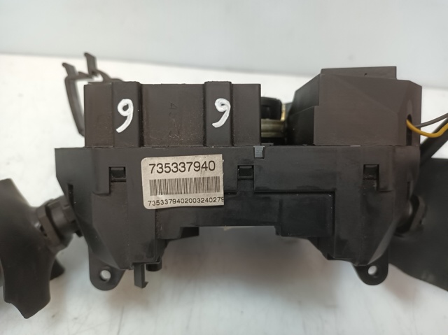 Comutador esquerdo instalado na coluna da direção 735337940 FIAT