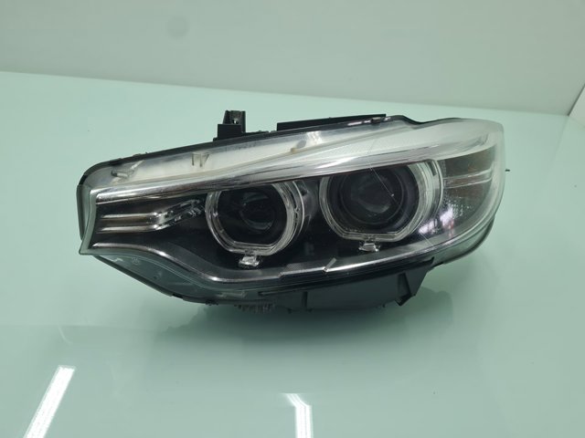 Luz esquerda 7377843 BMW