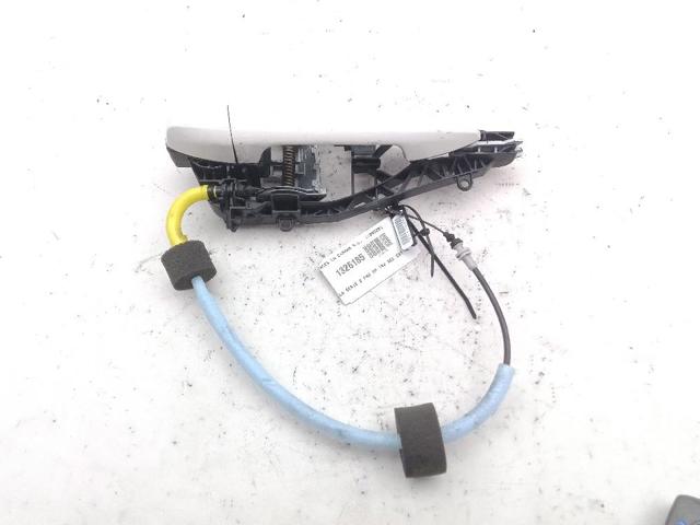 Suporte de maçaneta externa da porta traseira direita 7401210 BMW