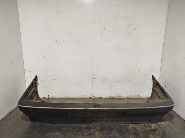 Pára-choque traseiro para Peugeot 405 4B