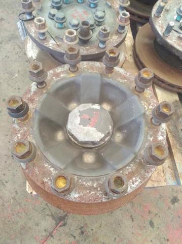 Cubo dianteiro 7421022433 RENAULT